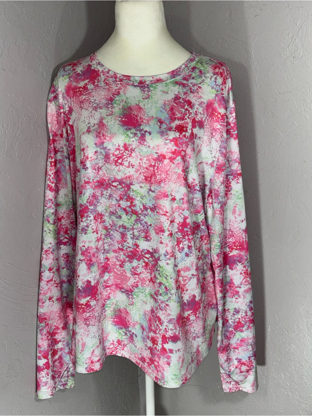 Women's Pink Tie-Dye Long Sleeve Crewneck Top